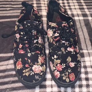 Floral vans / Size 9 in women